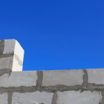 Valderci Malagosini Machado, utilize blocos de concreto como estratégia inteligente para fortalecer sua edificação e eliminar patologias de médio e grande porte.