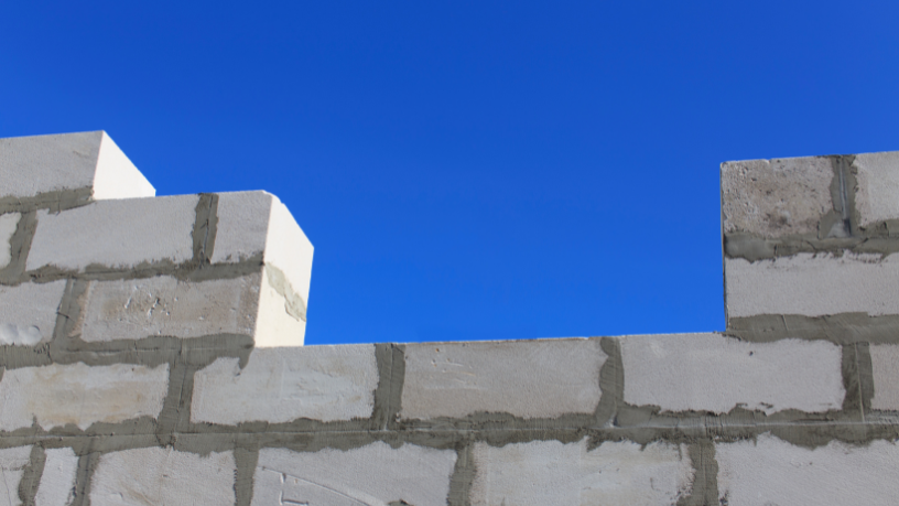 Valderci Malagosini Machado, utilize blocos de concreto como estratégia inteligente para fortalecer sua edificação e eliminar patologias de médio e grande porte.