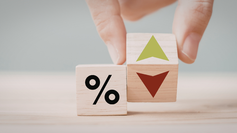 Felipe Rassi explica a importância estratégica das operações com créditos estressados para a estabilidade financeira atual.