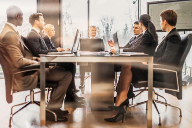 Segurança corporativa vira prioridade de conselho em empresas brasileiras
